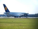 Lufthansa Airbus A 380 zu Besuch Flughafen Koeln Bonn P003